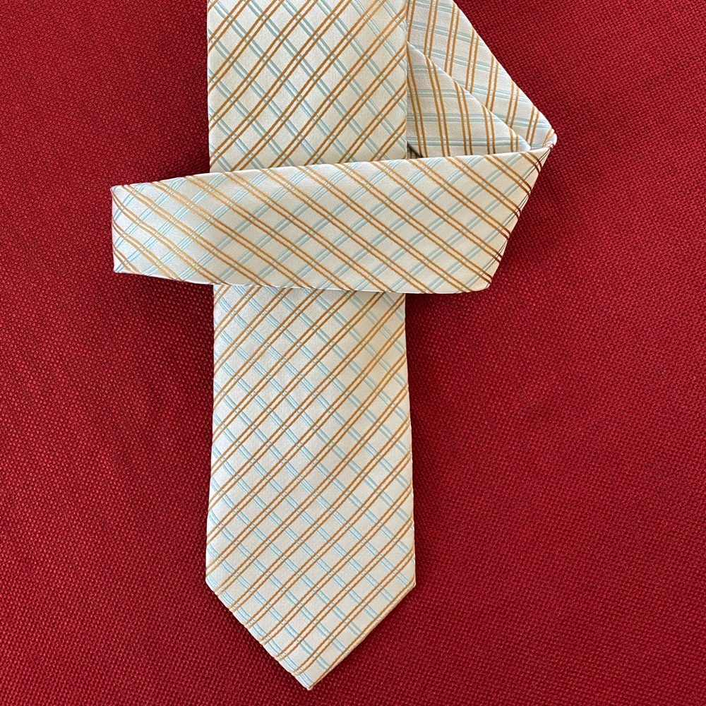 Claiborne silver brown blue plaid silk tie